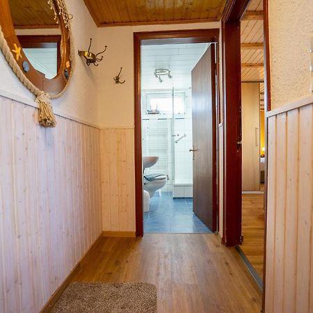 Godewind Haus Wattwurm Apartment Busum Bagian luar foto